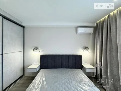 Sale of 1-room apartment 42 sq. m. on Mykhaylo Maksymovycha St. 28K