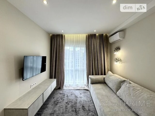 Sale of 1-room apartment 42 sq. m. on Mykhaylo Maksymovycha St. 28K