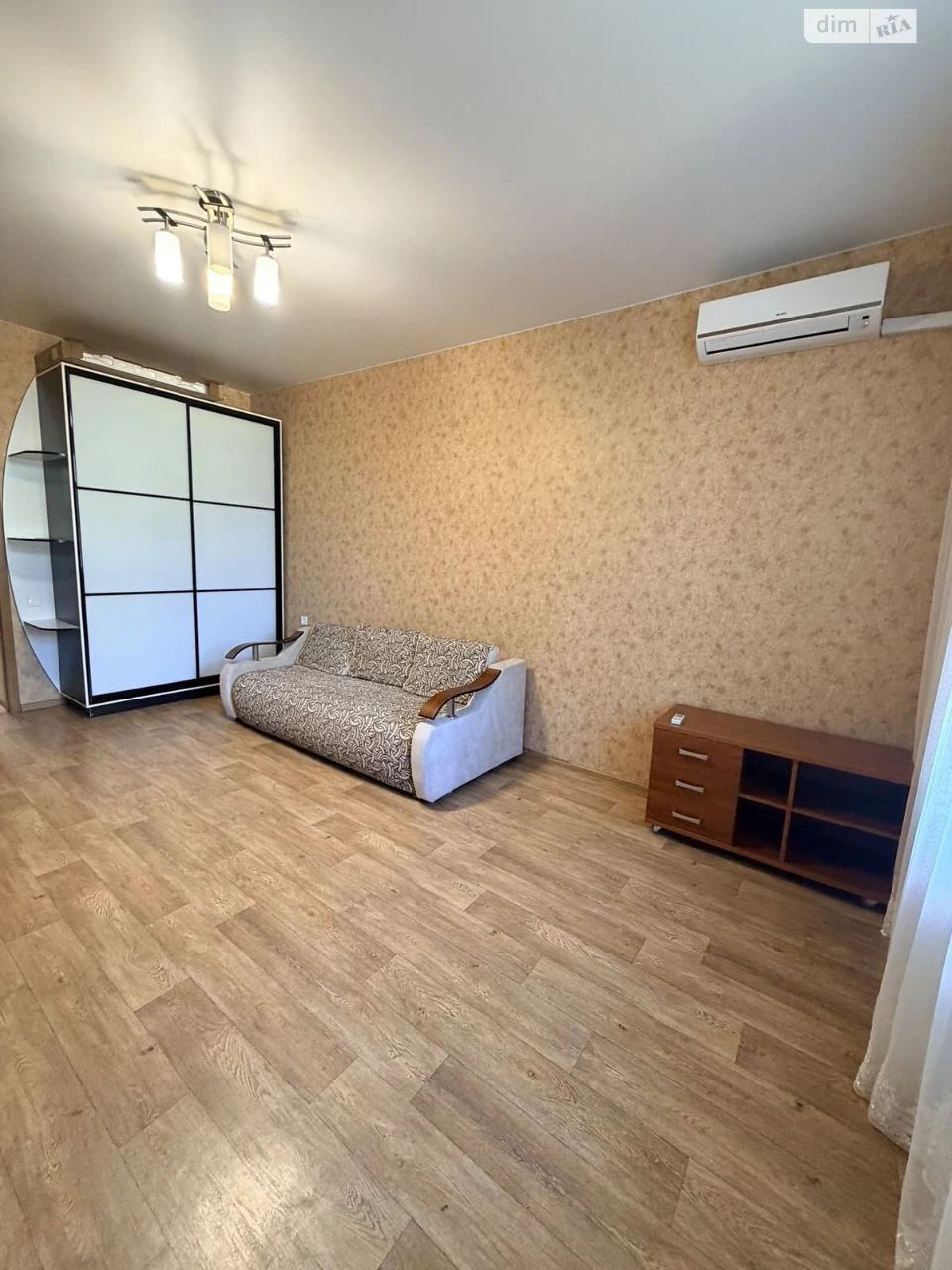 Продажа квартир Приморский.