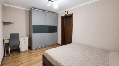 Продам 2-комнатную квартиру ул.Новокрымская Титова