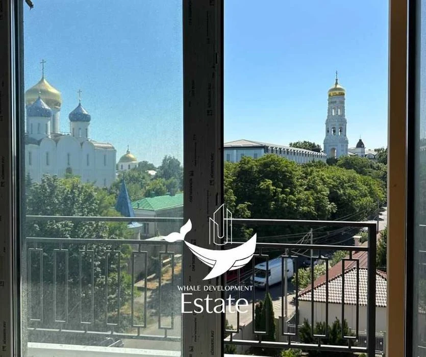 Светлая квартира с видом на море и на монастырь. ЖК Ма