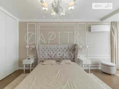 Sale of 3-room apartment 115 sq. m. on Andriy Verkhoglyada St. 20 •