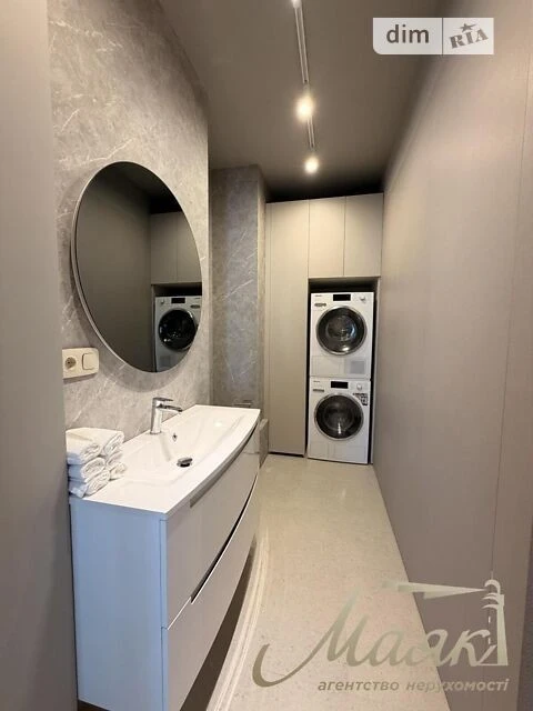 Sale of 3-room apartment 130 sq. m on Andriy Verkhoglyada St. 19A •