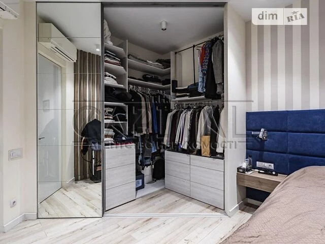 Продаж 2к квартири 88 кв. м на вул. Ділова 4 • ID 34737196