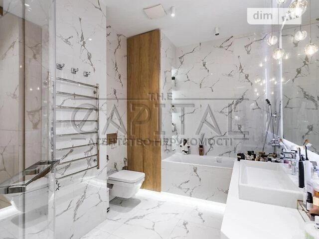 Продаж 2к квартири 88 кв. м на вул. Ділова 4 • ID 34737196