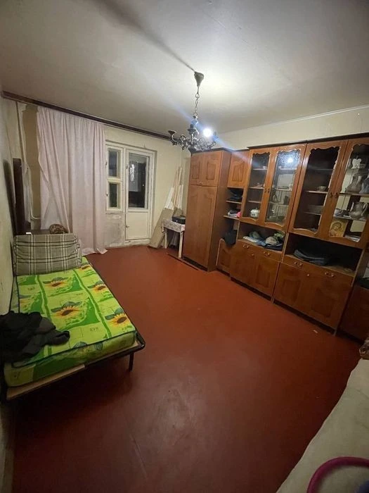 Продам 2-х комн. кв-ру Троещина, ул. Бальзака 48а