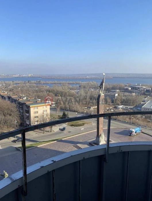 Продам новострой ЖК Славия. Центр
