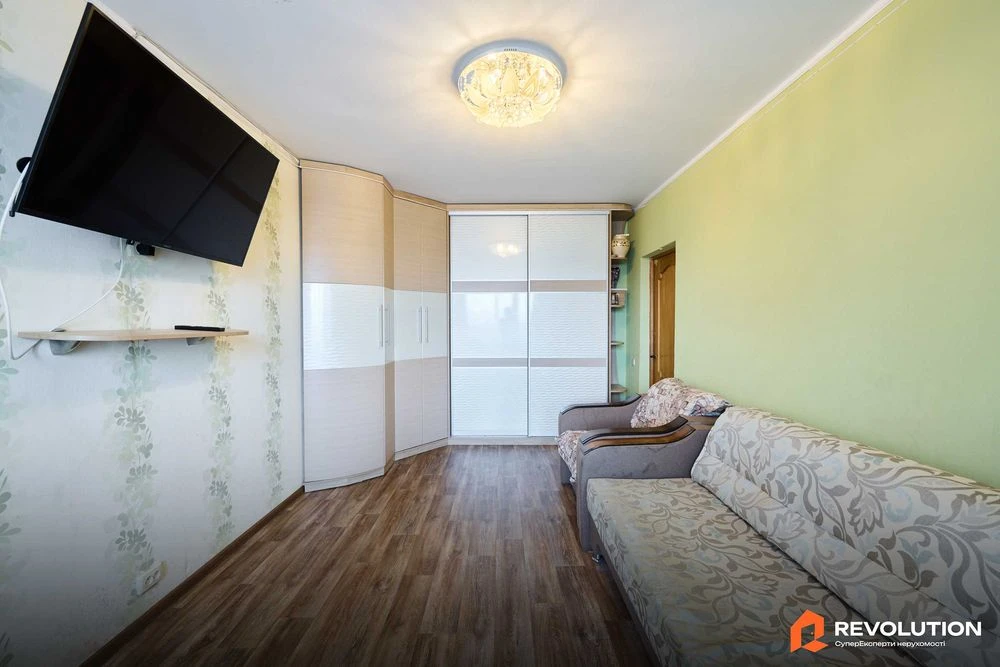 Без комісії. Продаж 3к квартири 75.9м2, Харківське шоссе 168