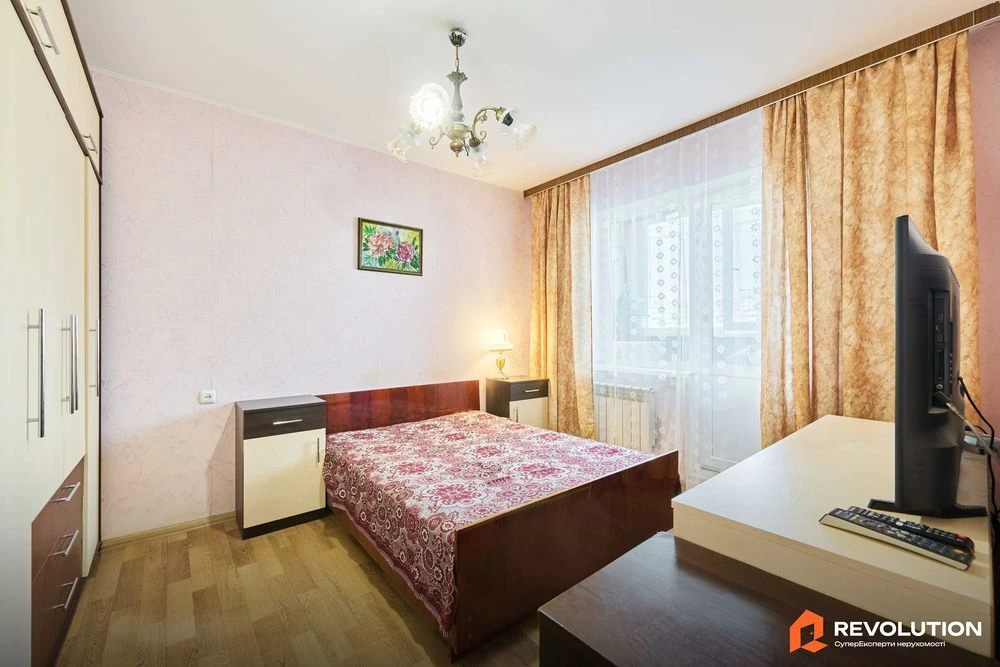 Без комісії. Продаж 3к квартири 75.9м2, Харківське шоссе 168