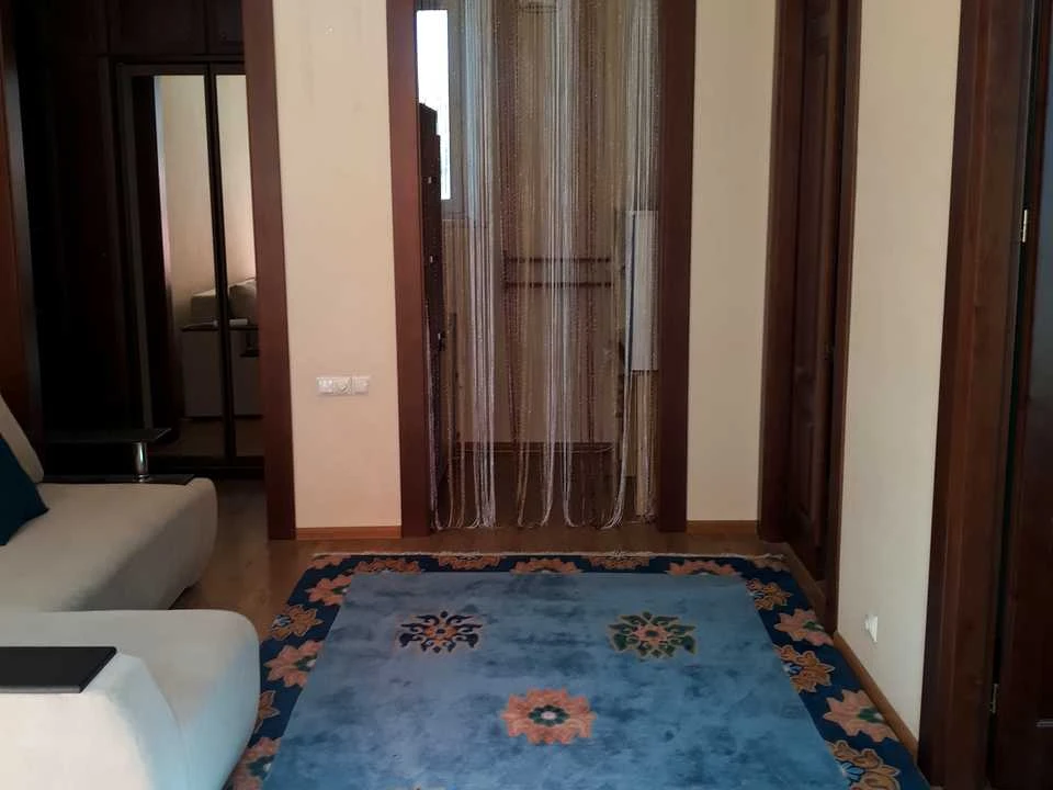 Apartment. Kyiv, Naberezhno-Khreshchatykskaya