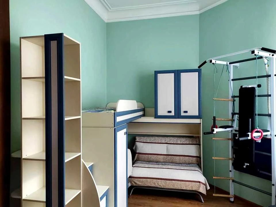 Apartment. Kyiv, Naberezhno-Khreshchatykskaya