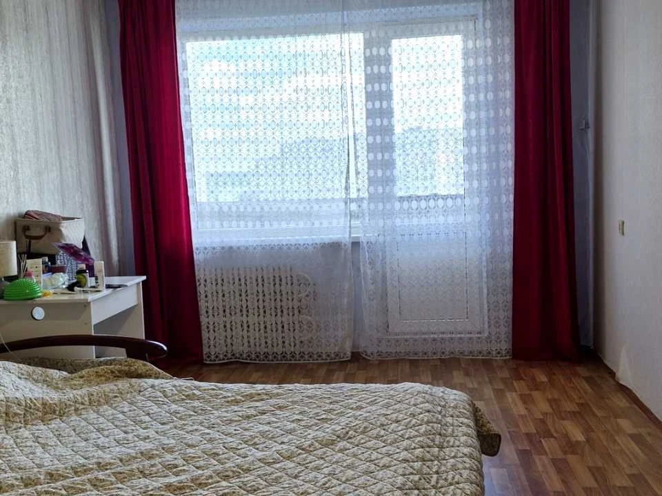Apartment. Kharkiv, Peremohy Avenue.