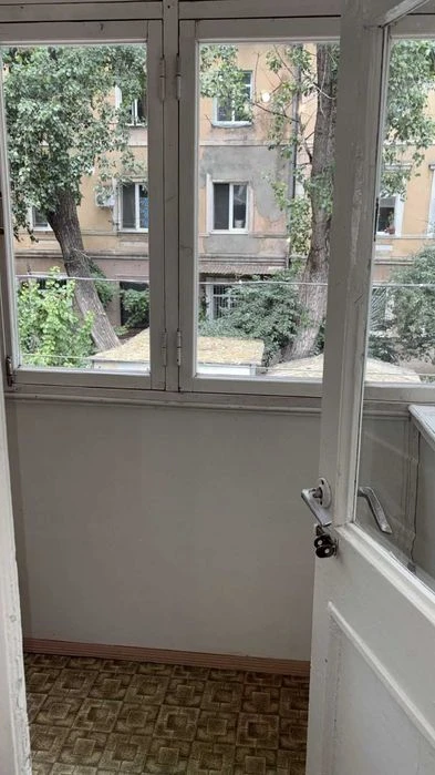 Продам 2-х комнатную квартиру на Слободке/ Рождественская