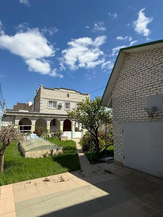 Продам Дом 2 эт общая площадь 126 м, ЖМ, "Луч" улица Венгера