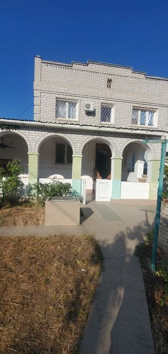 Продам Дом 2 эт общая площадь 126 м, ЖМ, "Луч" улица Венгера