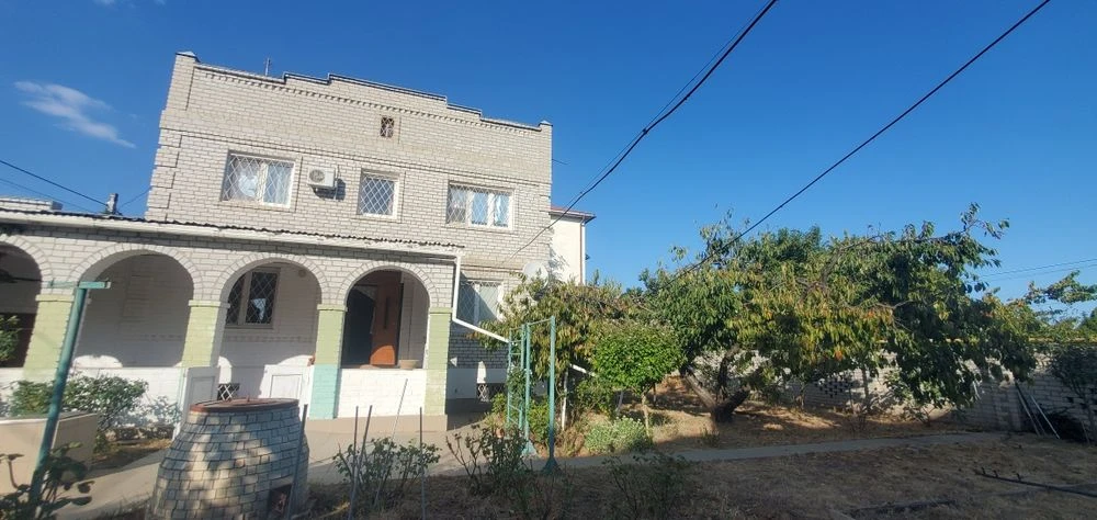 Продам Дом 2 эт общая площадь 126 м, ЖМ, "Луч" улица Венгера