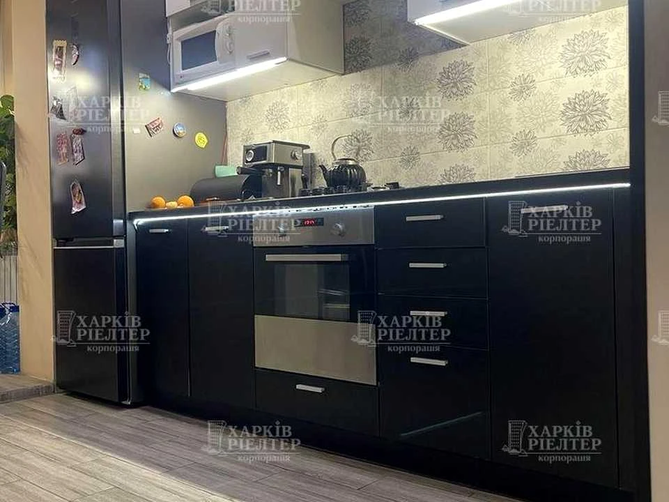 Apartment. Kharkiv, Dmytra Antonovycha blvd. (Serhiy Hrytsevts)
