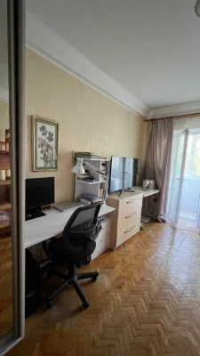 sale of an excellent 1-room apartment at Oresta Levytsky 19 (without