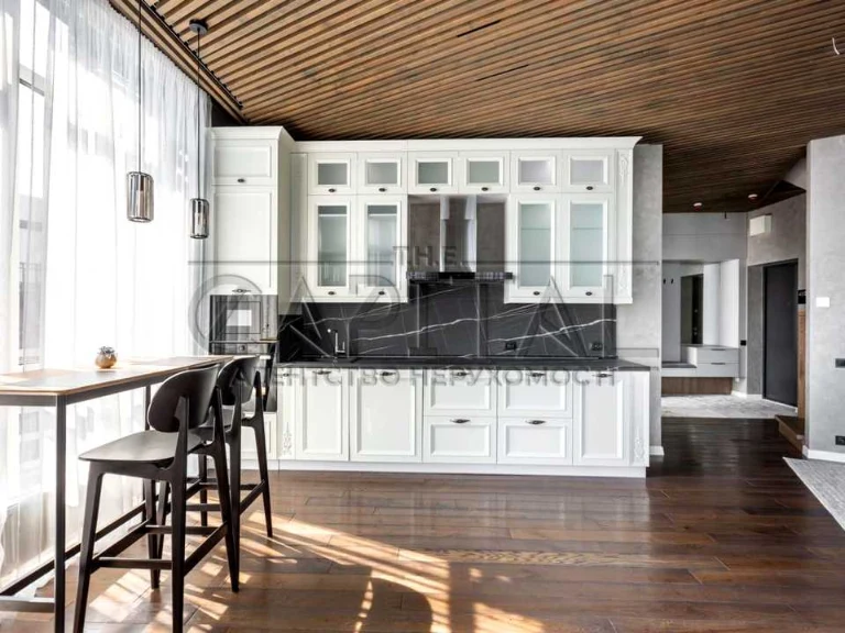 Apartment. Kyiv, Dniprovska Naberezhna St.