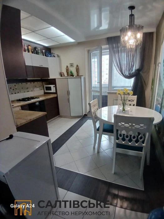 3884-OM Selling a 3-room apartment 97 sq.m. in a new building on the Northern Salt