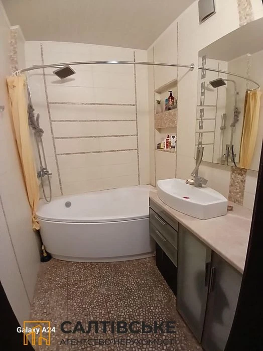 3884-OM Selling a 3-room apartment 97 sq.m. in a new building on the Northern Salt