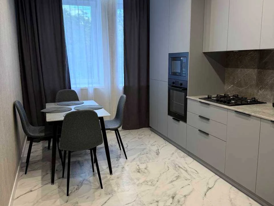 Apartment. Vinnytsia, Pravednykypiwkiw Svitu st.