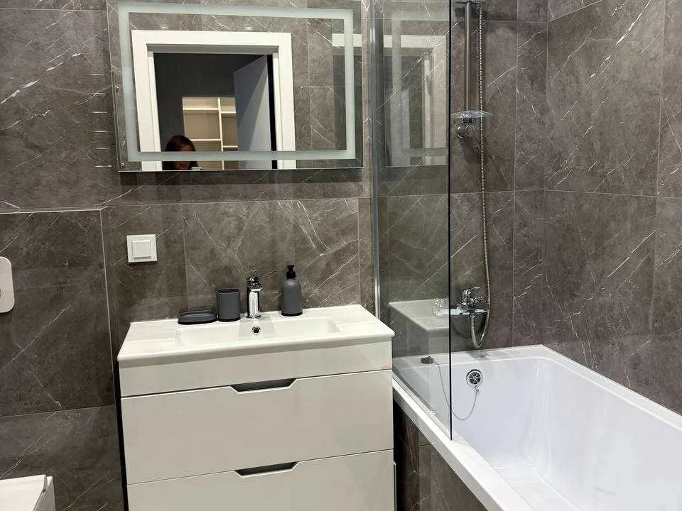 Apartment. Vinnytsia, Pravednykypiwkiw Svitu st.