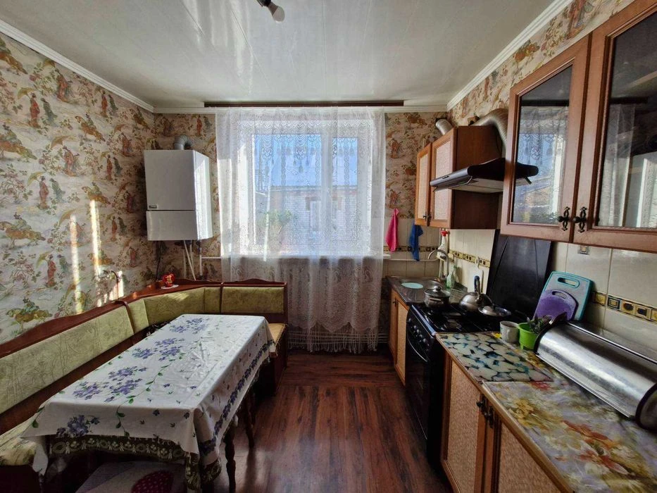 Продається частина будинка на Старому місті
