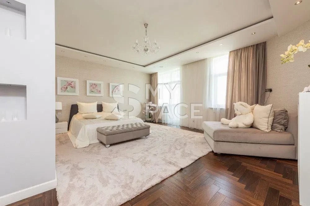 Penthouse 280m2 luxury renovation