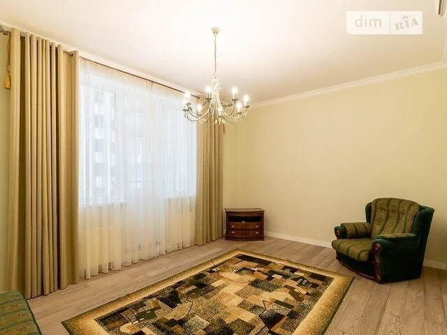 Sale of 3-room apartment 139.1 sq. m. on Vasylya Tyutyunnyka street • ID