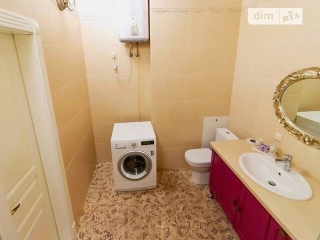 Sale of 3-room apartment 139.1 sq. m. on Vasylya Tyutyunnyka street • ID