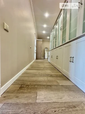 Sale of 3-room apartment 139.1 sq. m. on Vasylya Tyutyunnyka street • ID