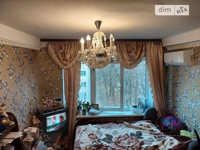 Room for sale 16.4 sq. m. on Igor Turchyna St. 12G • ID 341