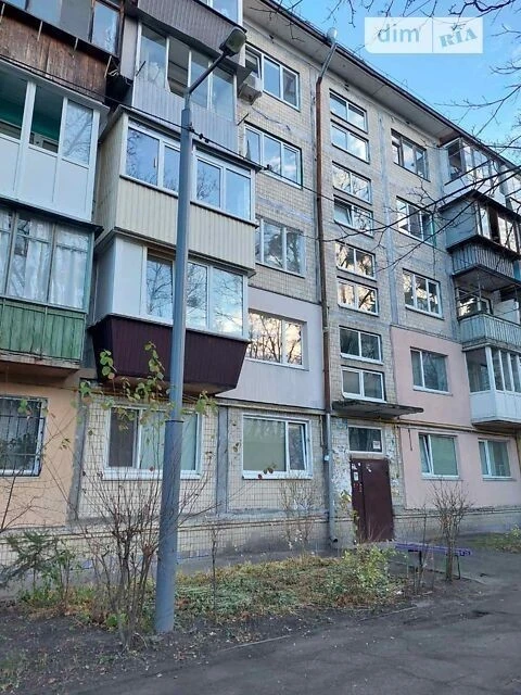 Room for sale 16.4 sq. m. on Igor Turchyna St. 12G • ID 341