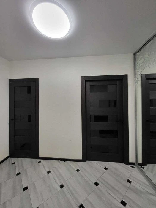 For sale 1 room, 2 Dragomanova St., S=50.2 sq. m, Poznyaki, kl.