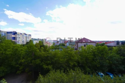 Sale of a 4-room apartment with renovation in Sykhiv district