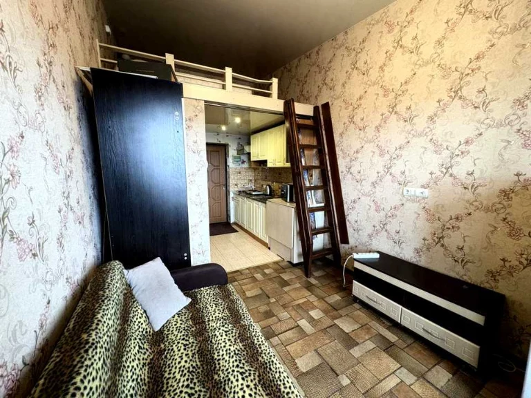 Apartment. Kharkiv, Chernivtsi Street.