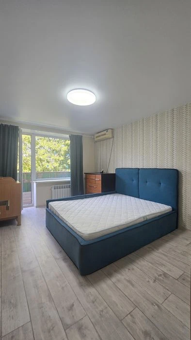 Продам 3к квартиру на Поля Титова Янгеля