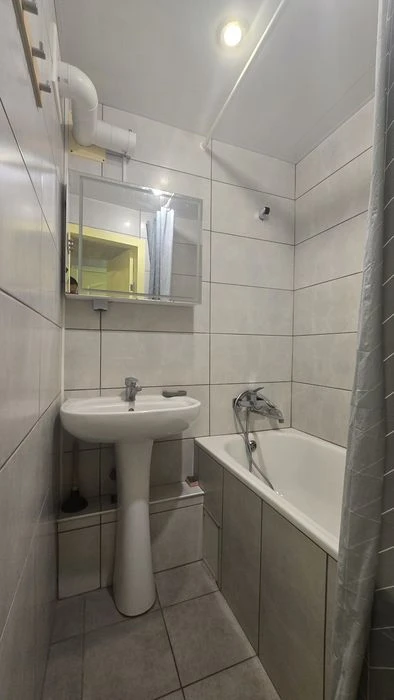Продам 3к квартиру на Поля Титова Янгеля