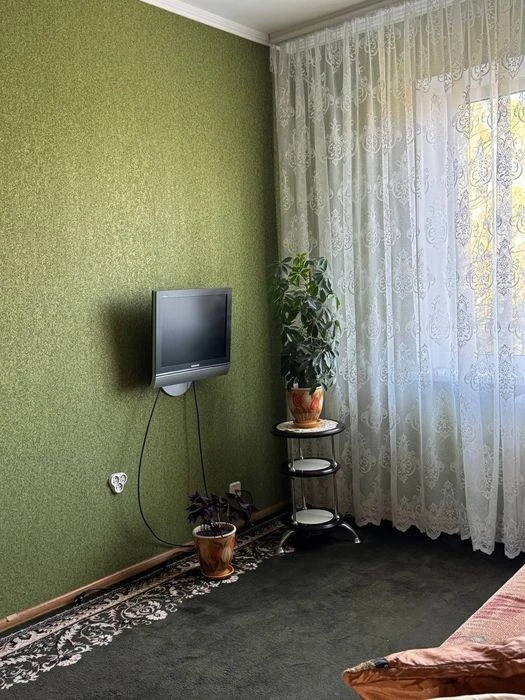 Продам 2кв Центр поряд 6/9 чешка 60000 Терміново