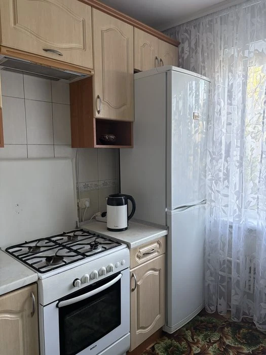 Продам 2кв Центр поряд 6/9 чешка 60000 Терміново