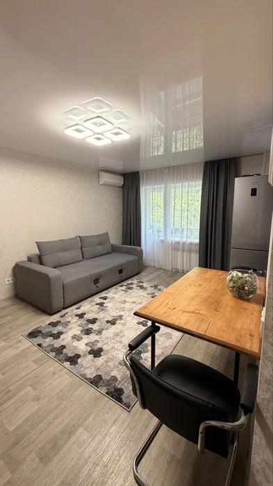 Продажа 2х к.кв проспект Поля Гавриленко
