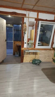 Продам возле Эпицентра домик на причале 5/1