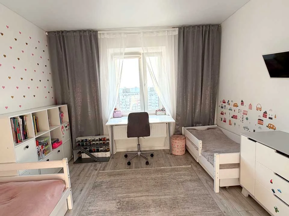 Apartment. Kyiv, Chervonoi Kalyna Ave. (Volodymyr Mayakovsk