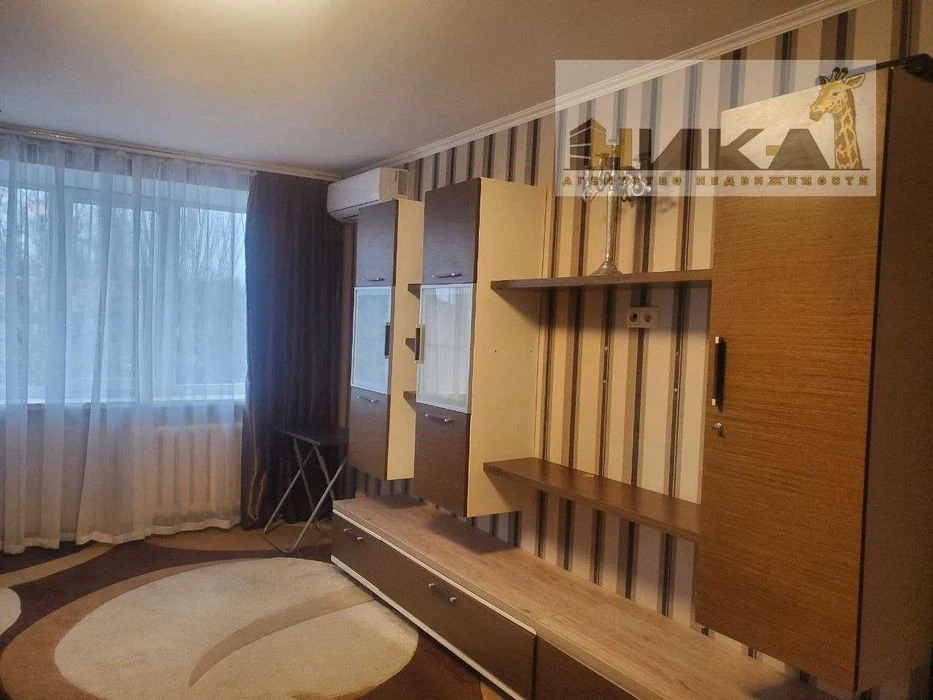 Продам 3 кімнатну квартиру вул. Руставі