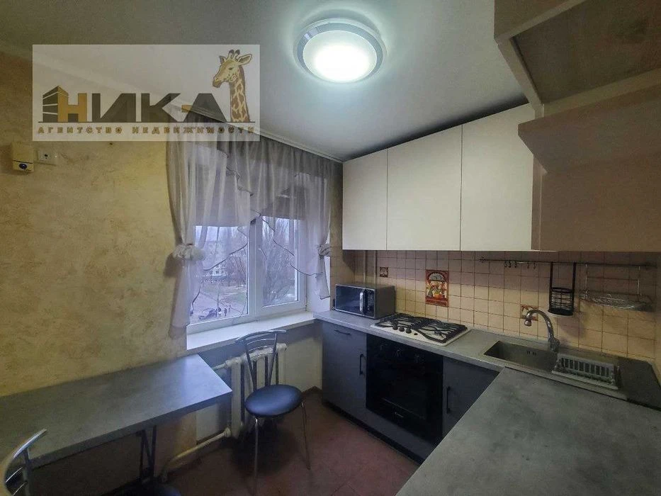 Продам 3 кімнатну квартиру вул. Руставі