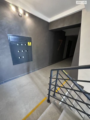 Продаж Квартира Озерна