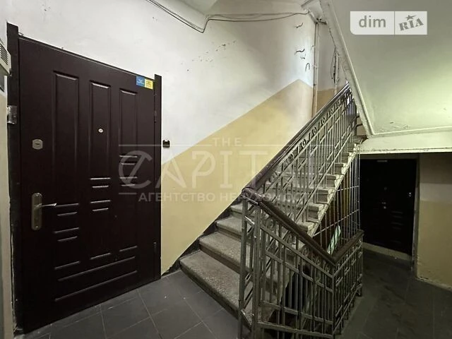 Продаж 3к квартири 67 кв. м на вул. Богдана Хмельницького 68