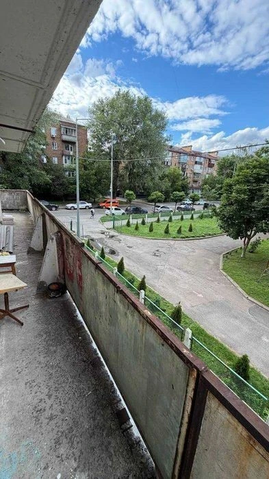 SALE of a 2-room apartment on Roman Ratushny, 3 Volgogradsk