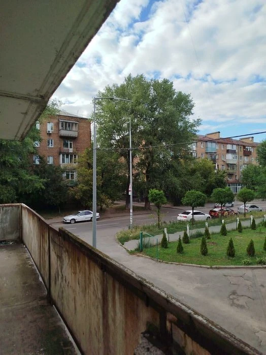 SALE of a 2-room apartment on Roman Ratushny, 3 Volgogradsk